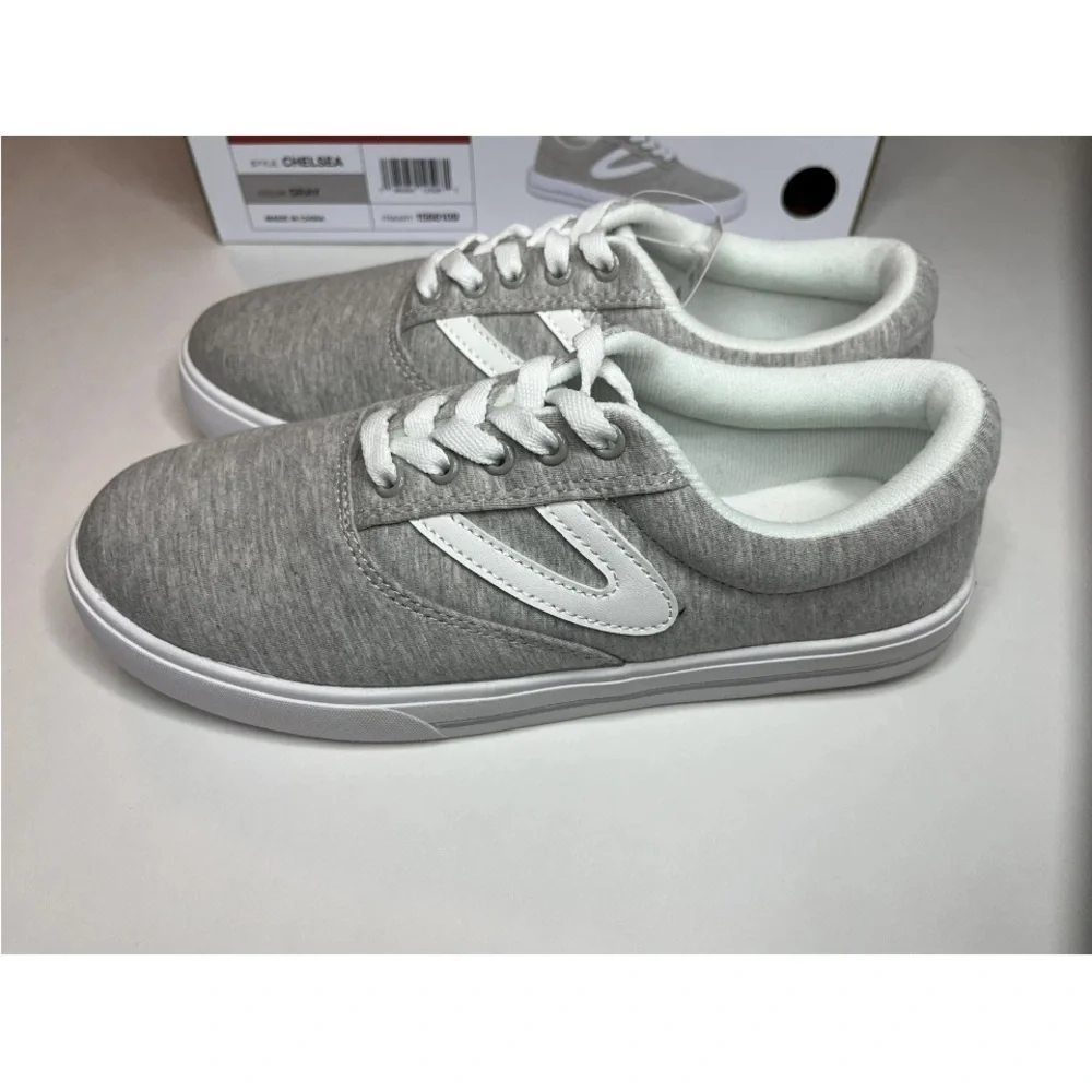 Tretorn Gray and White Sneakers Classic Casual Design